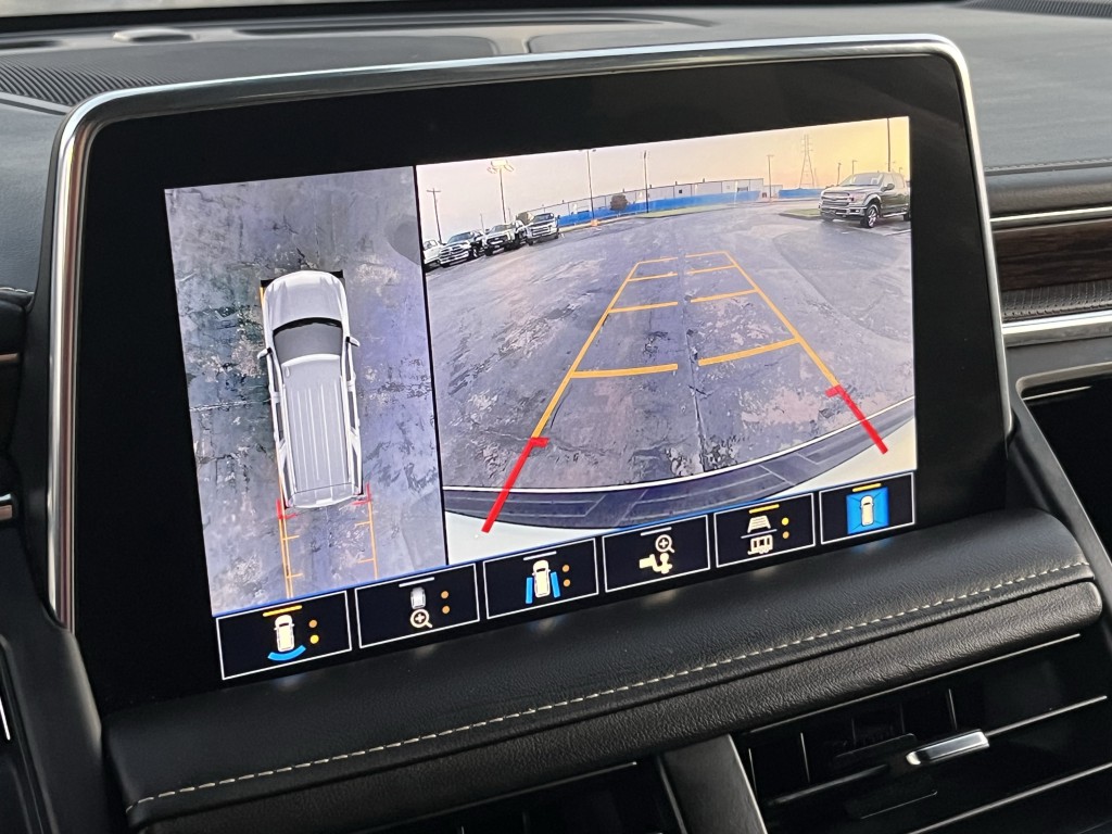 2021 Chevrolet Tahoe Image 8