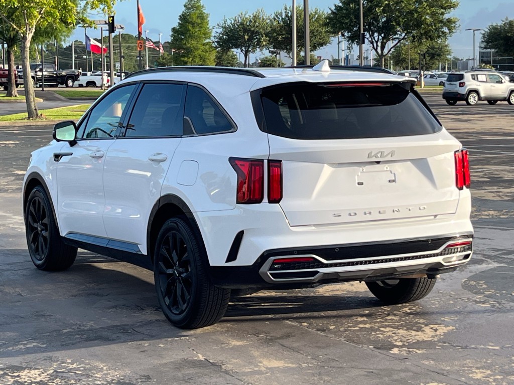 2022 Kia Sorento Image 8