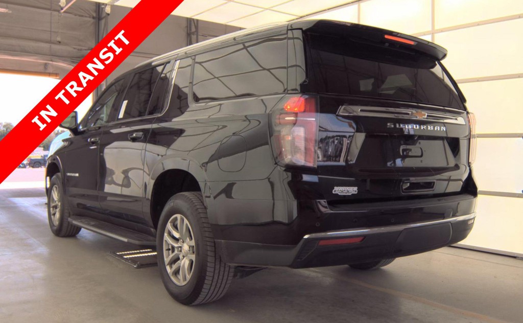 2021 Chevrolet Suburban Image 6