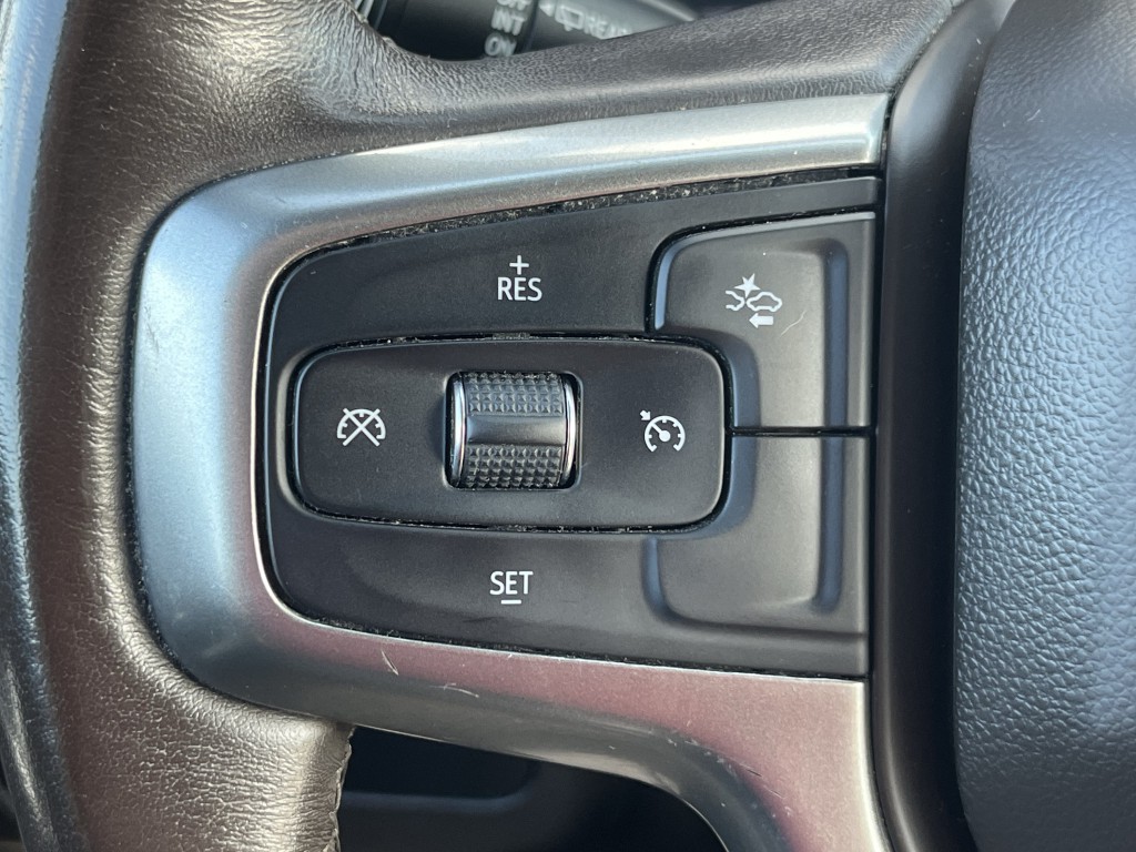 2021 Chevrolet Suburban Image 18