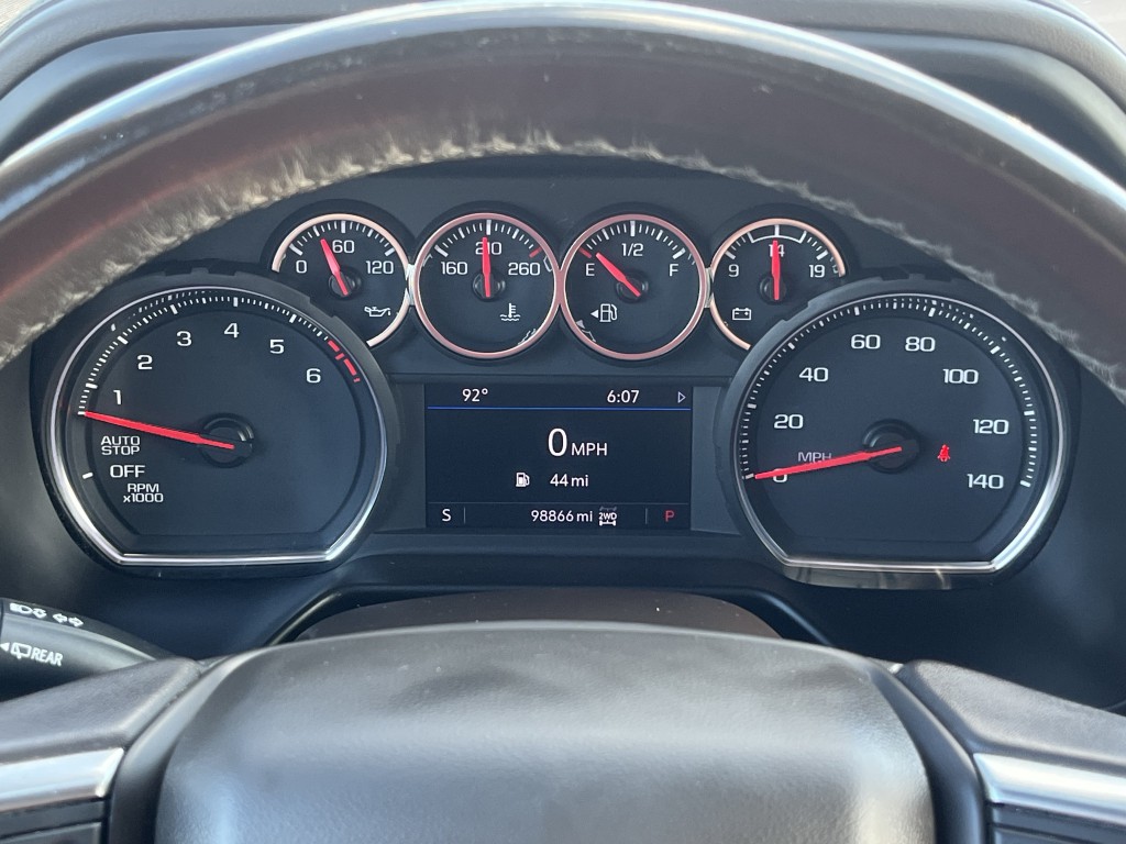 2021 Chevrolet Suburban Image 20