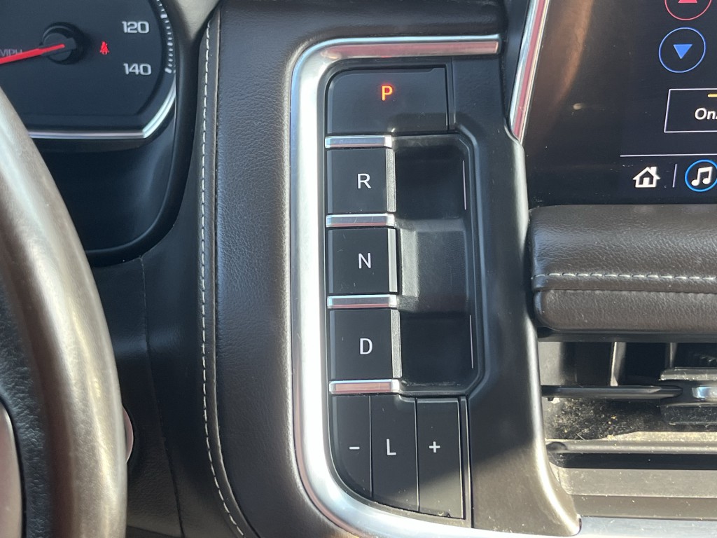 2021 Chevrolet Suburban Image 21