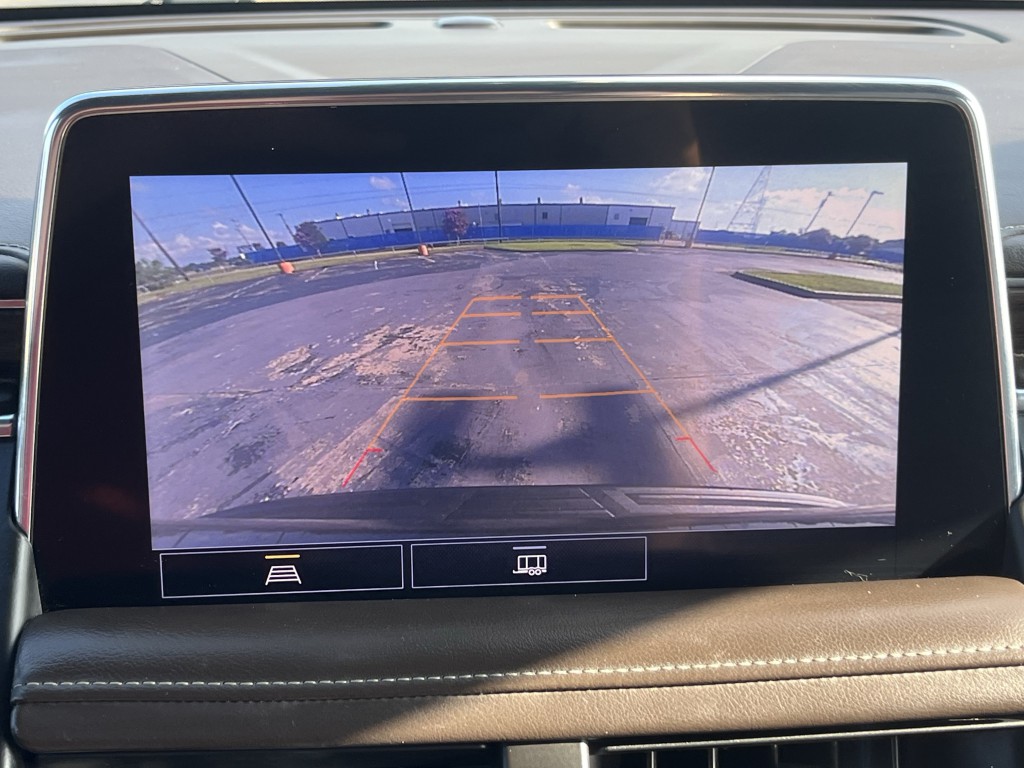2021 Chevrolet Suburban Image 23