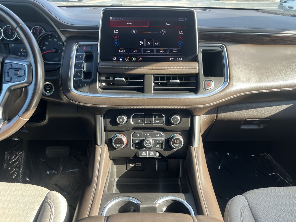 2021 Chevrolet Suburban Image 25