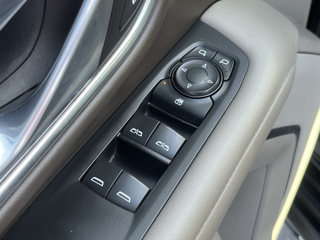 2021 Chevrolet Suburban Image 26