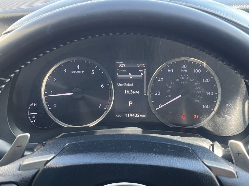2018 Lexus IS Image 18