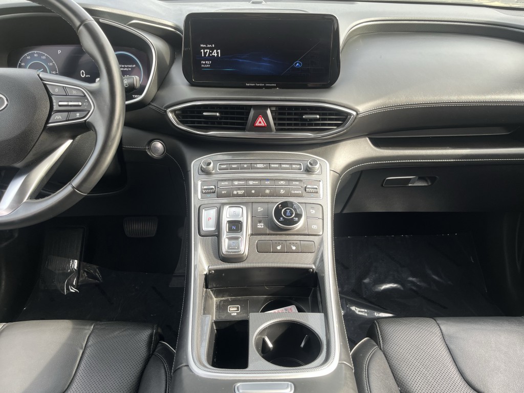 2022 Hyundai Santa Fe Image 25
