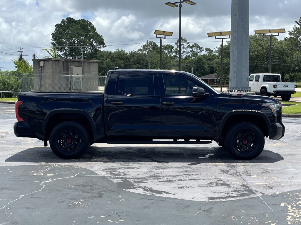2022 Toyota Tundra Image 10