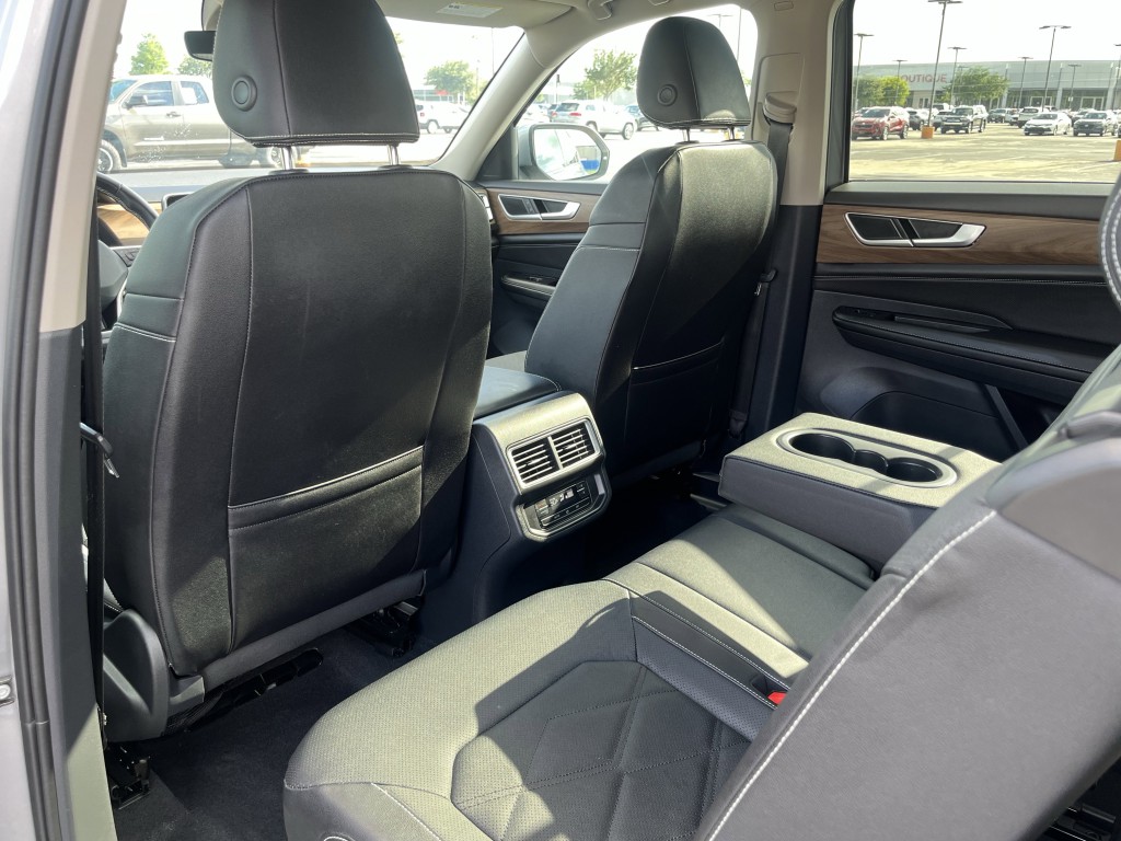 2026 Volkswagen Atlas Image 30