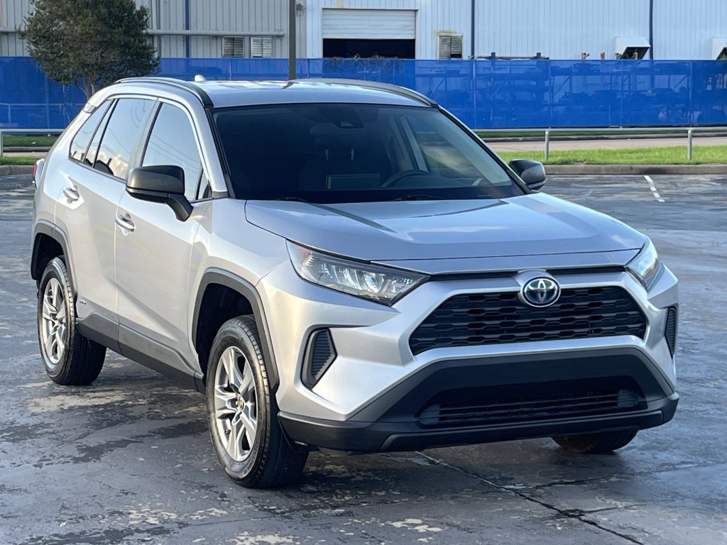 2022 Toyota Rav4 Image 3