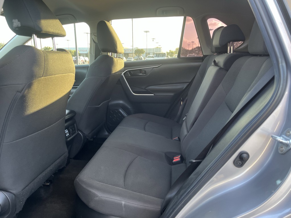 2022 Toyota Rav4 Image 28