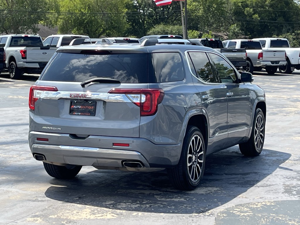 2020 GMC Acadia Image 11