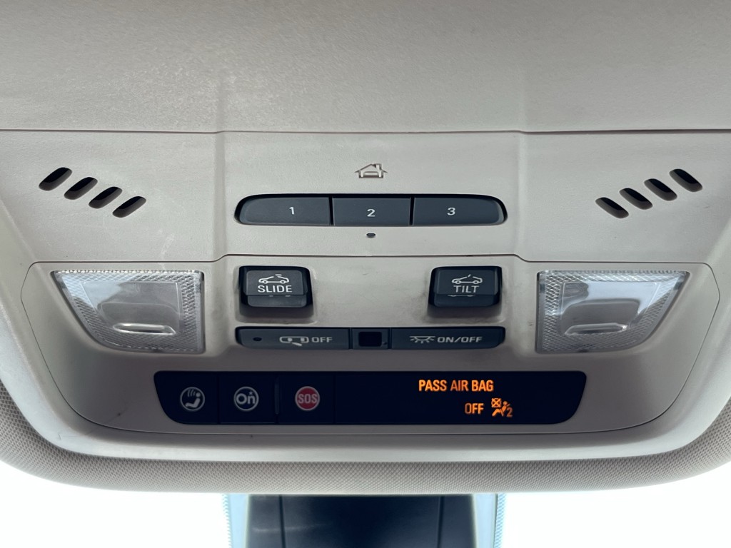 2020 GMC Acadia Image 25