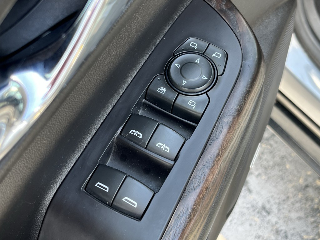 2020 GMC Acadia Image 28