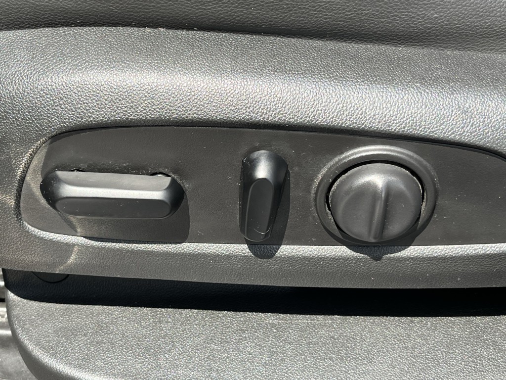 2020 GMC Acadia Image 29
