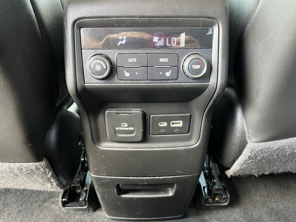 2020 GMC Acadia Image 30