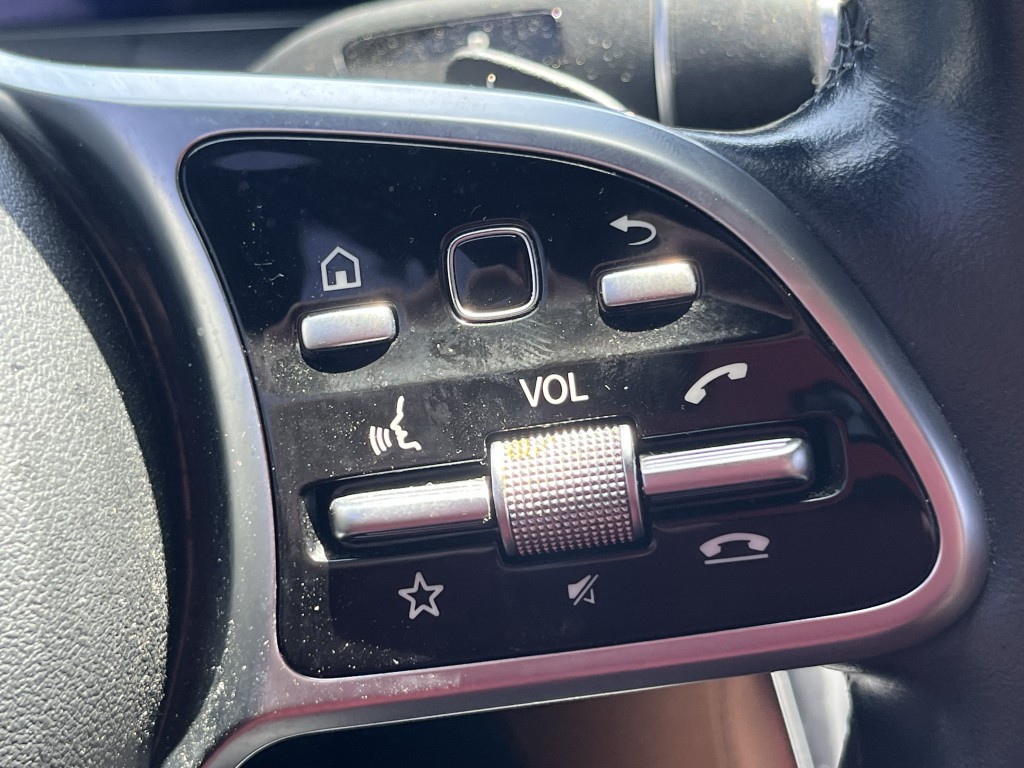 2020 Mercedes-Benz E-Class Image 22