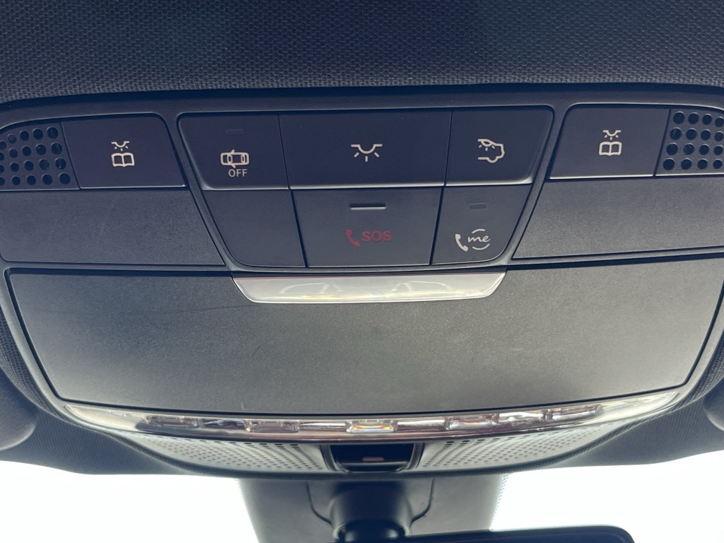2020 Mercedes-Benz E-Class Image 26