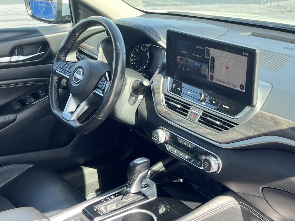 2023 Nissan Altima Image 15
