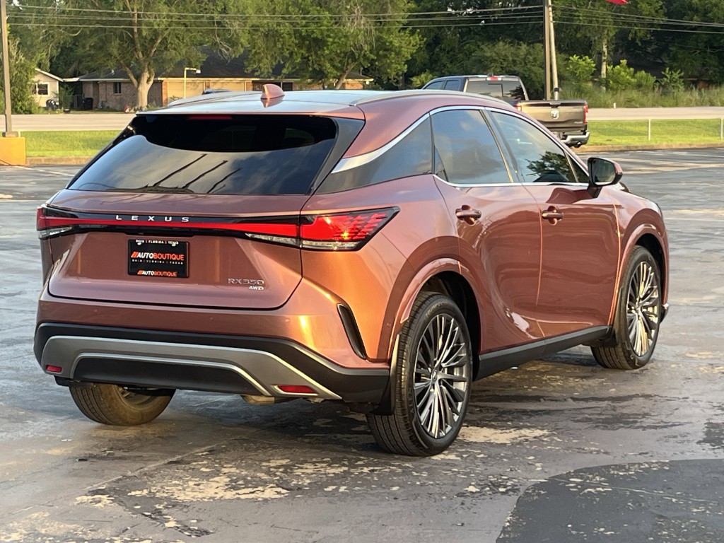2024 Lexus RX Image 9