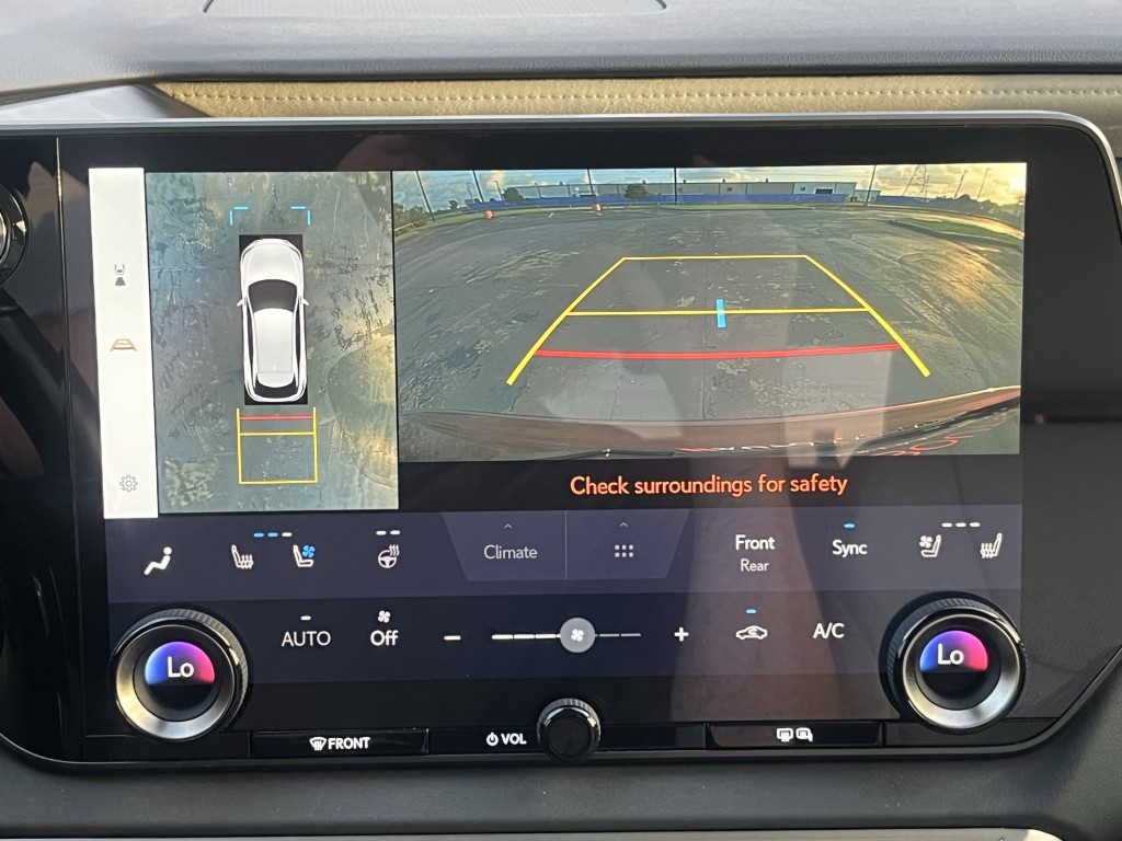 2024 Lexus RX Image 24