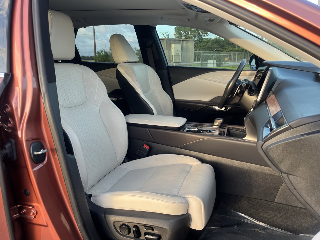 2024 Lexus RX Image 31