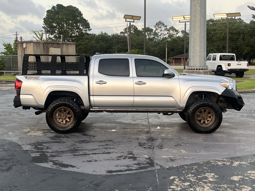 2023 Toyota Tacoma Image 11