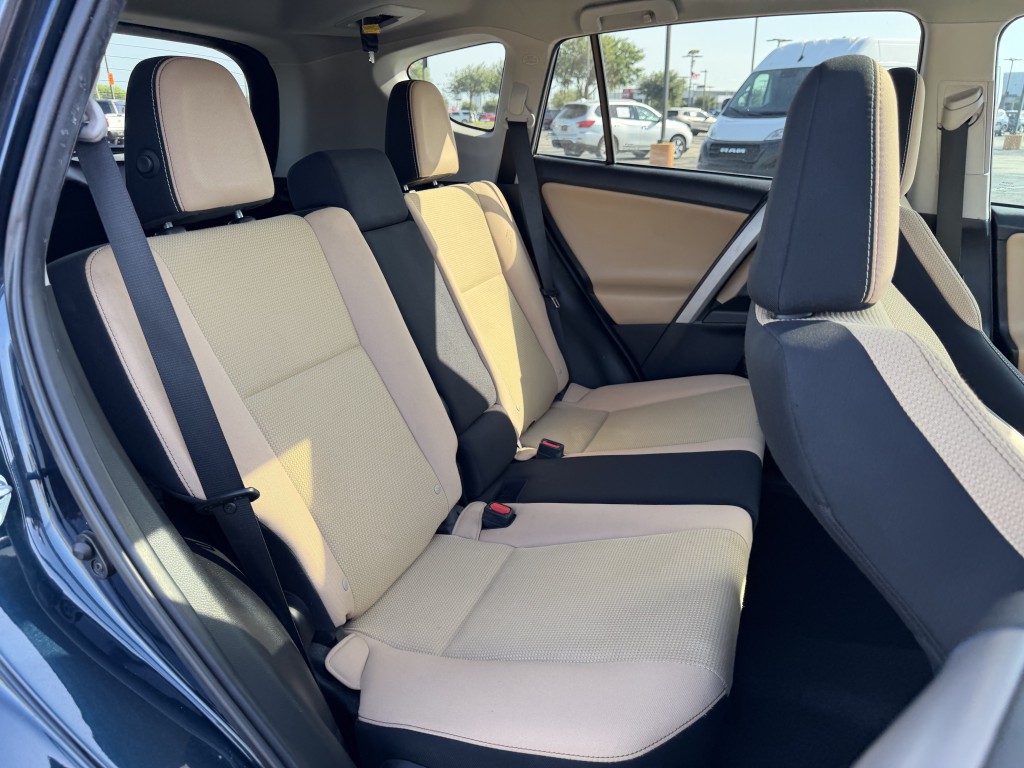 2017 Toyota Rav4 Image 26
