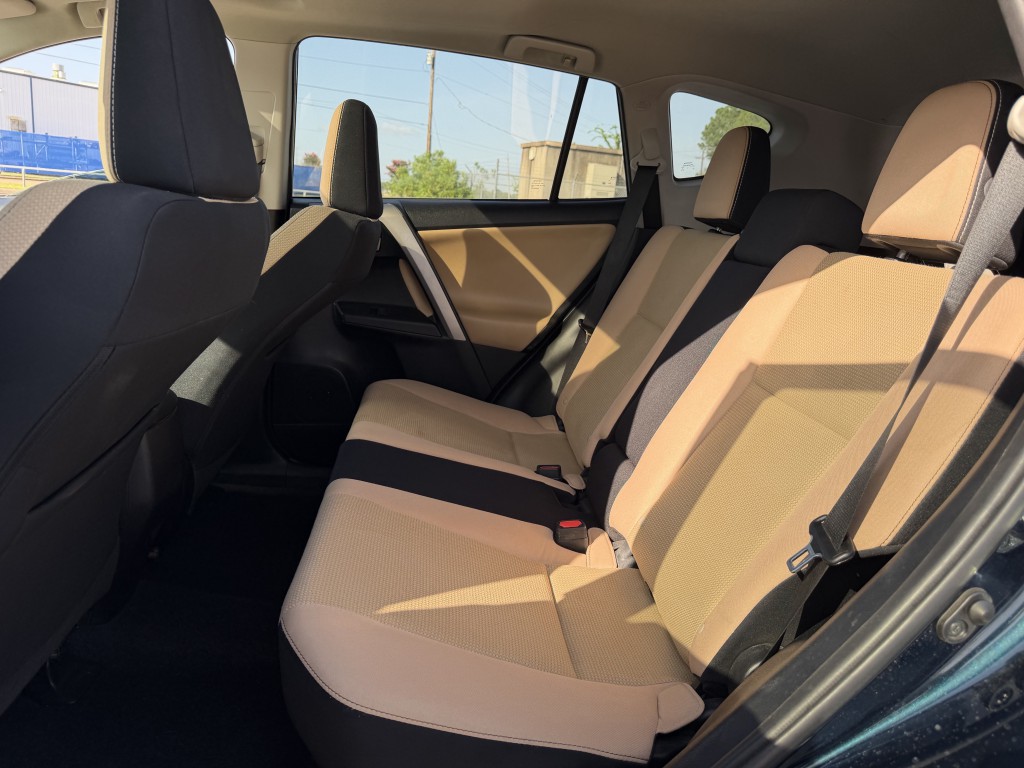 2017 Toyota Rav4 Image 27