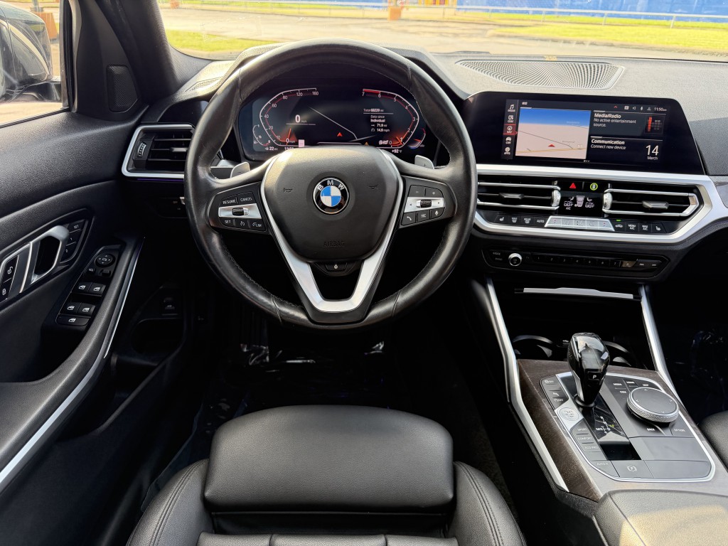 2019 BMW 3 Series Image 14