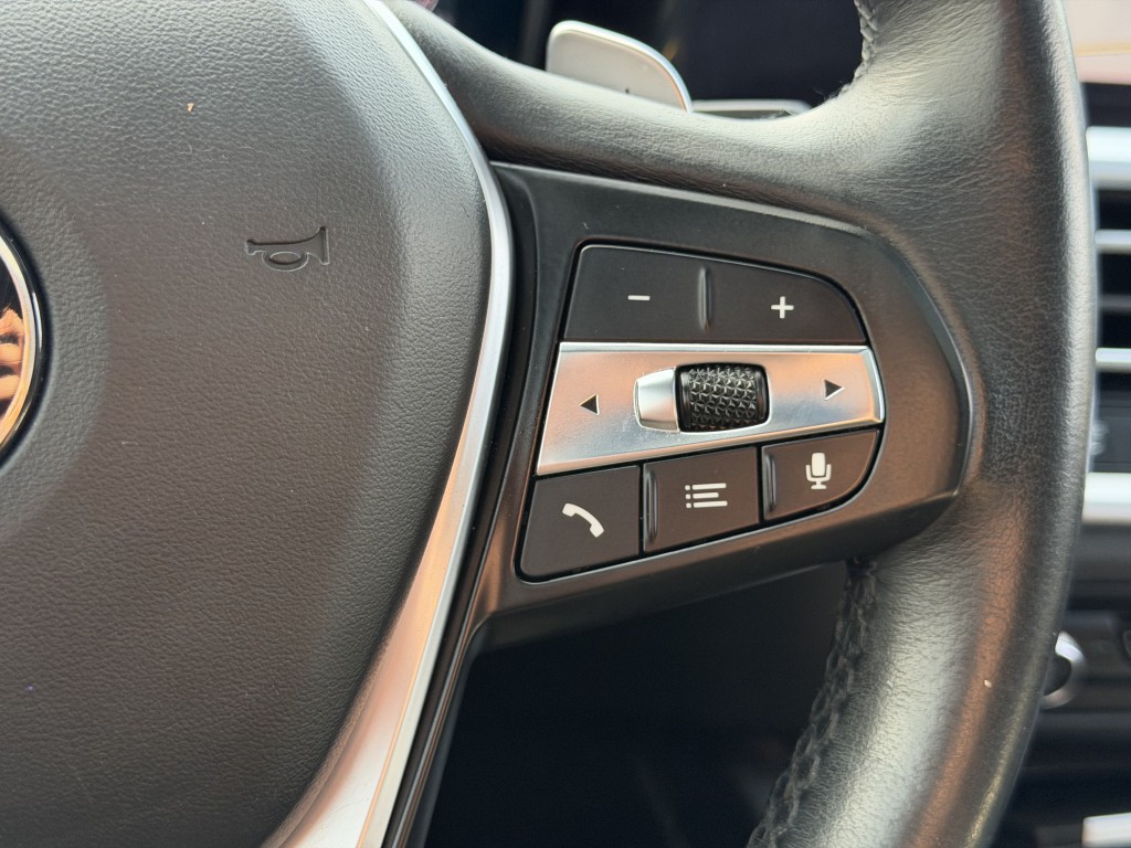 2019 BMW 3 Series Image 17