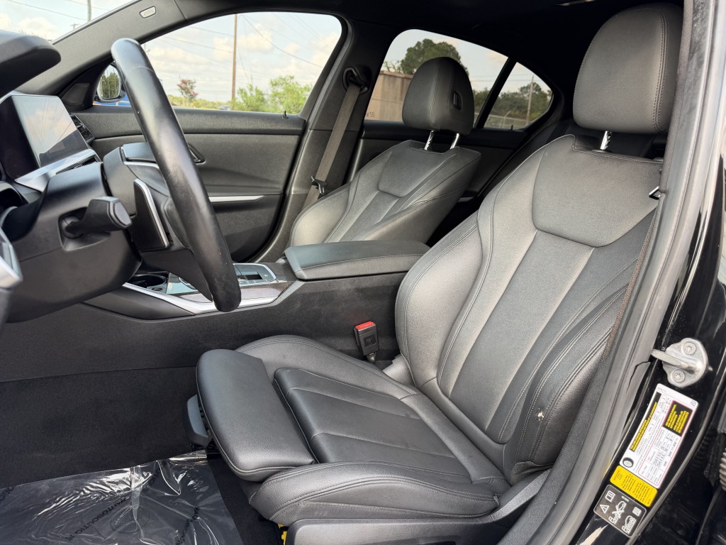 2019 BMW 3 Series Image 25