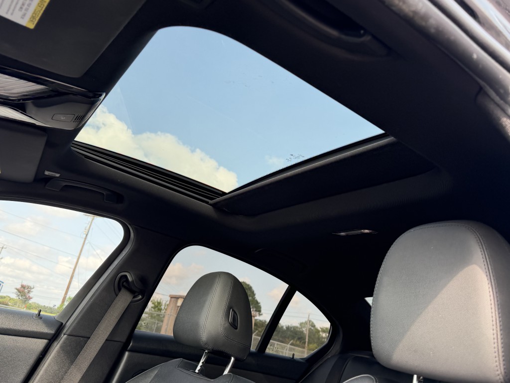 2019 BMW 3 Series Image 28