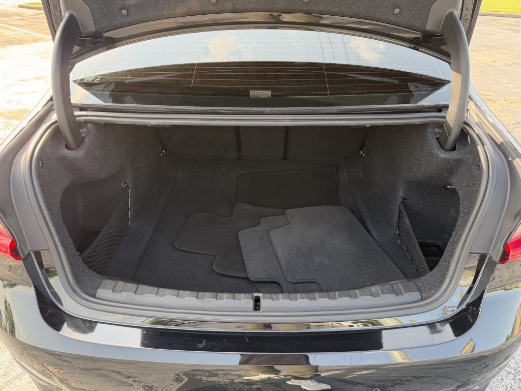 2019 BMW 3 Series Image 29