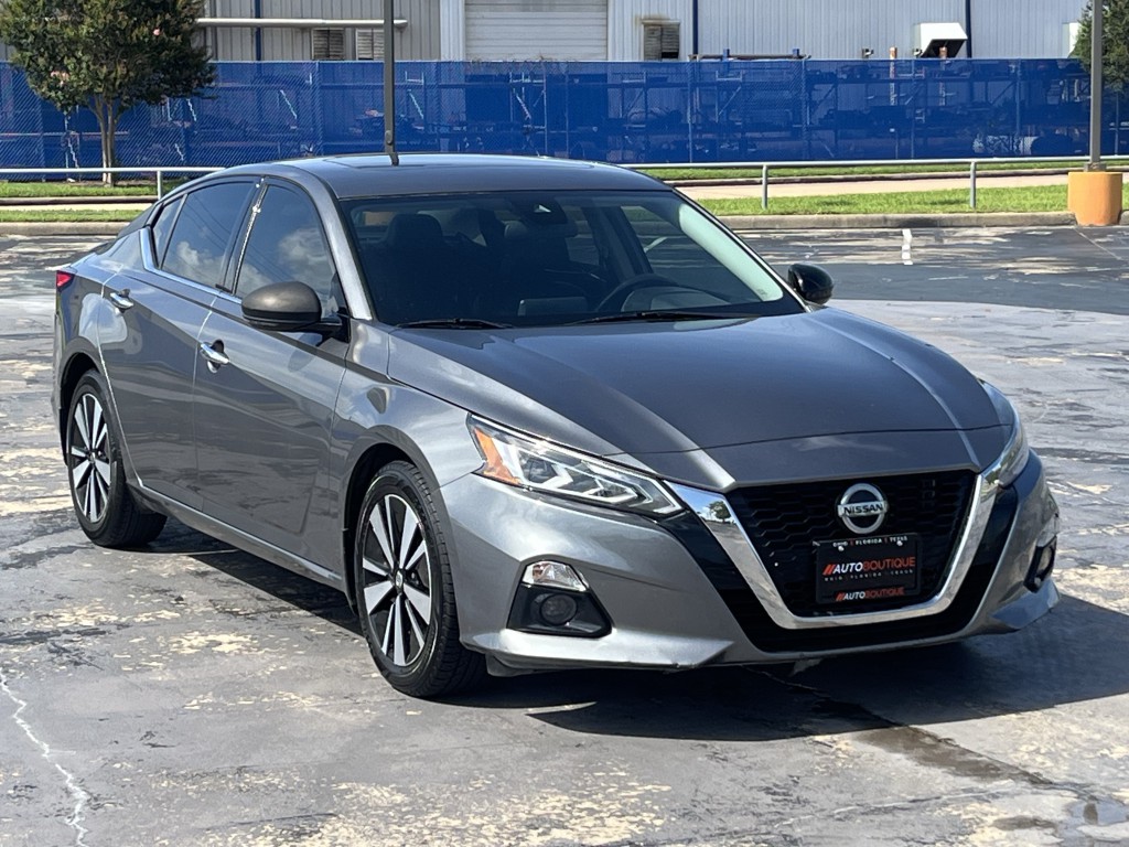 2022 Nissan Altima Image 3