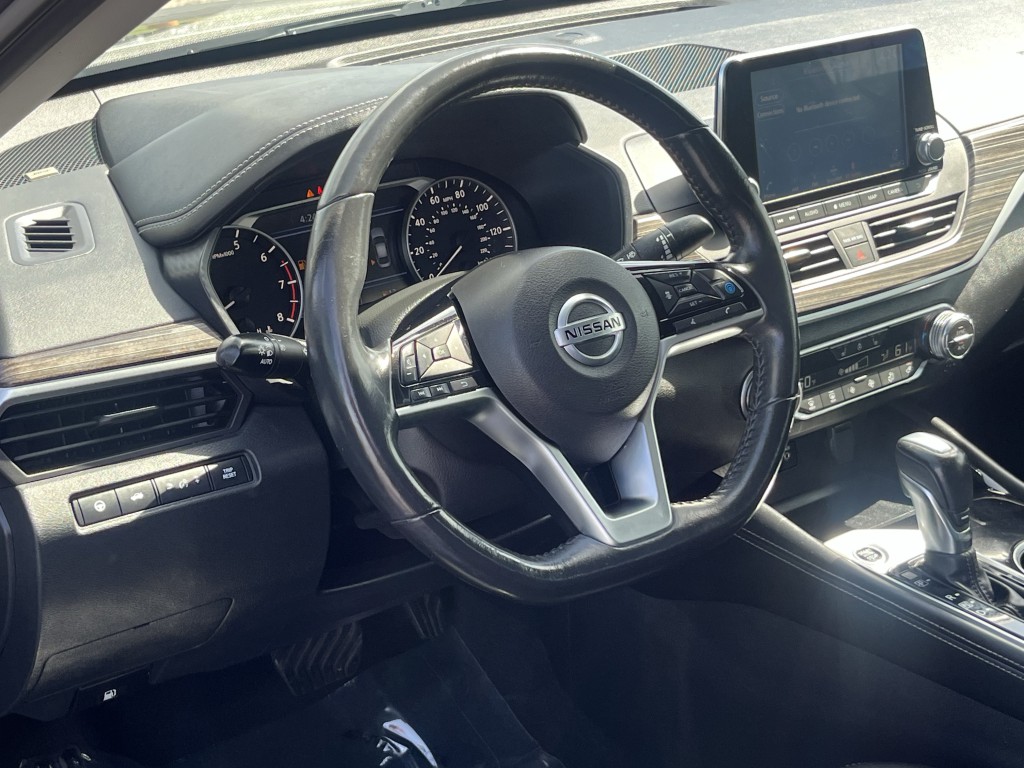 2022 Nissan Altima Image 14