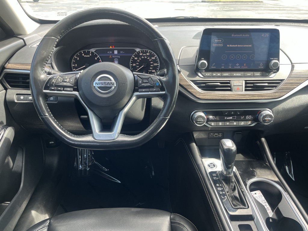 2022 Nissan Altima Image 16