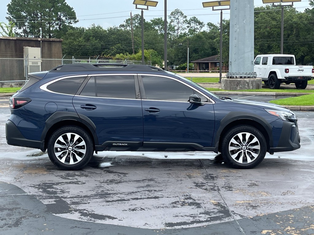 2023 Subaru Outback Image 10