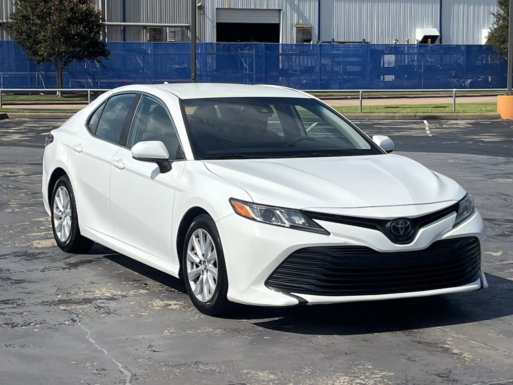 2020 Toyota Camry Image 5