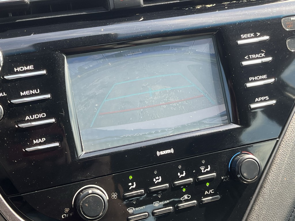 2020 Toyota Camry Image 7
