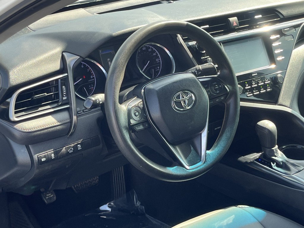 2020 Toyota Camry Image 14