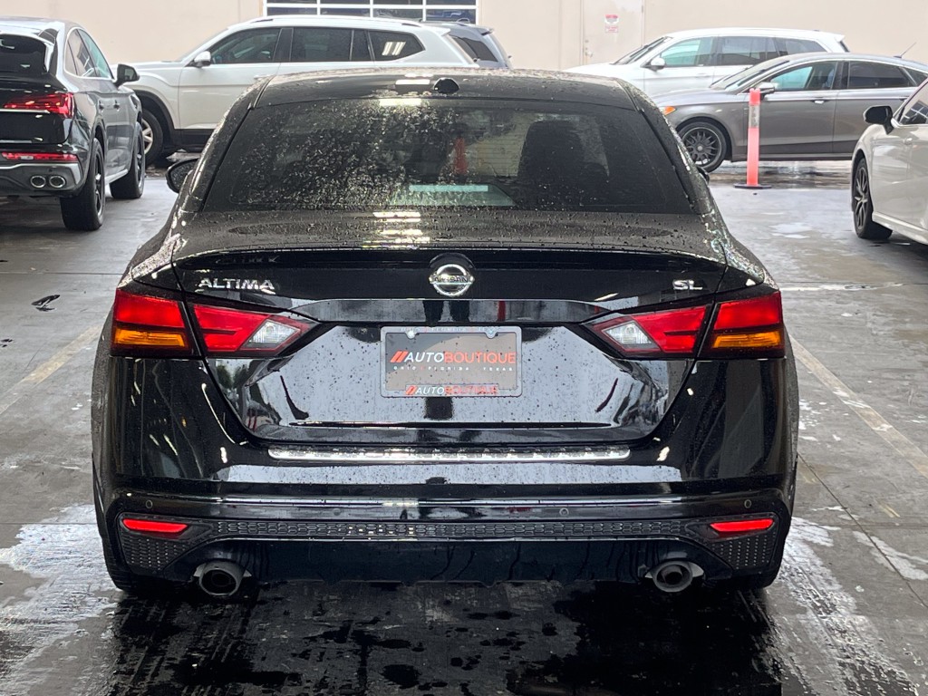2022 Nissan Altima Image 7