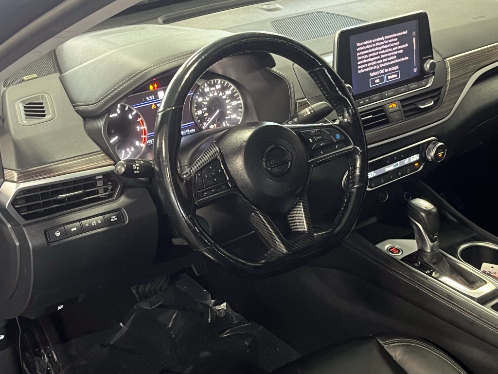 2022 Nissan Altima Image 13