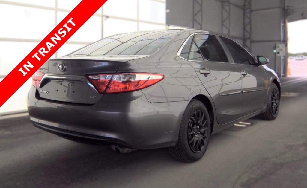 2016 Toyota Camry Image 6
