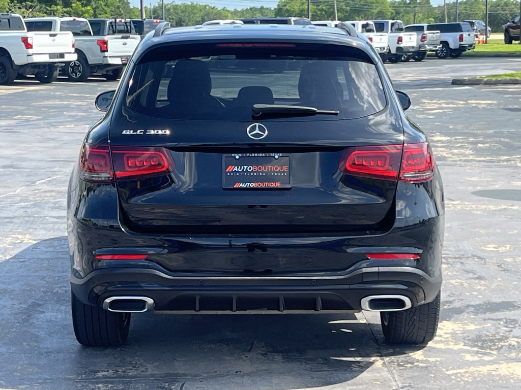 2022 Mercedes-Benz GLC-Class Image 7