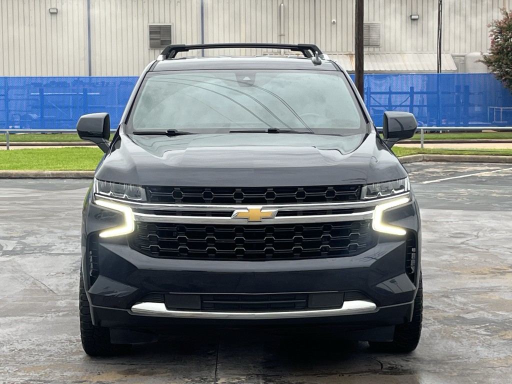 2021 Chevrolet Suburban Image 6