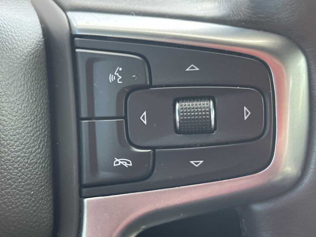 2021 Chevrolet Suburban Image 18