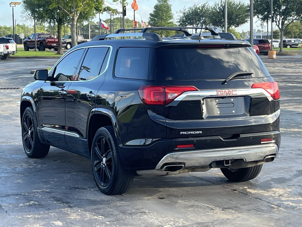 2019 GMC Acadia Image 8