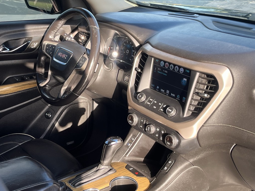 2019 GMC Acadia Image 13