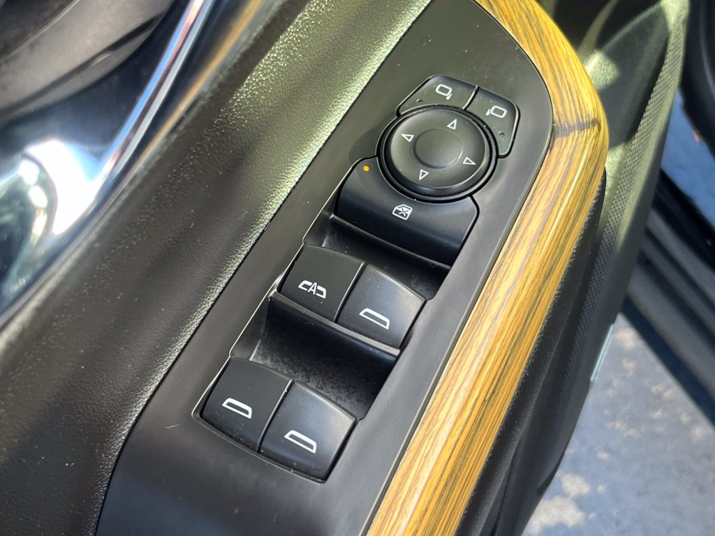 2019 GMC Acadia Image 24